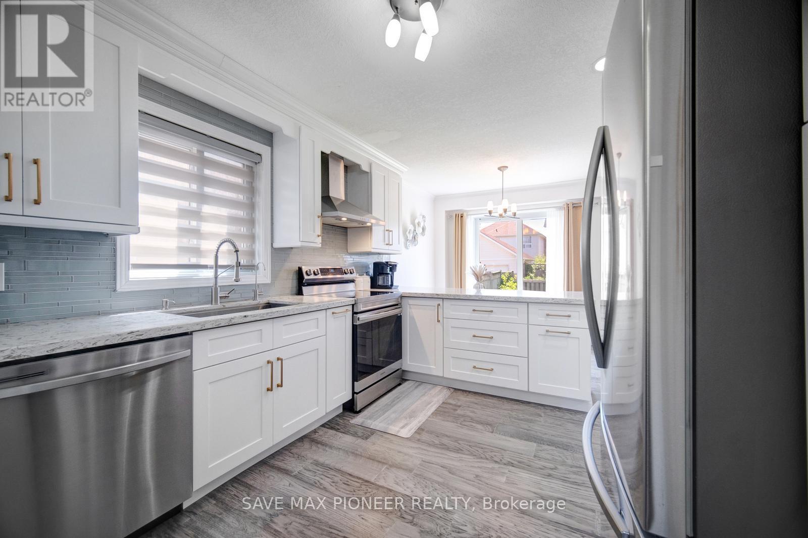 Photo 8 of 675 Karlsfeld Road, Waterloo ON