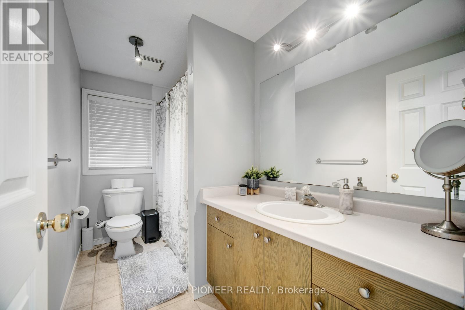 Photo 12 of 675 Karlsfeld Road, Waterloo ON