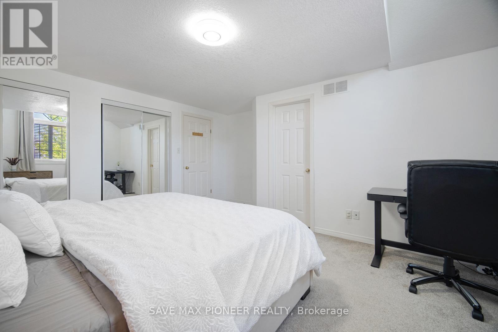 Photo 13 of 675 Karlsfeld Road, Waterloo ON