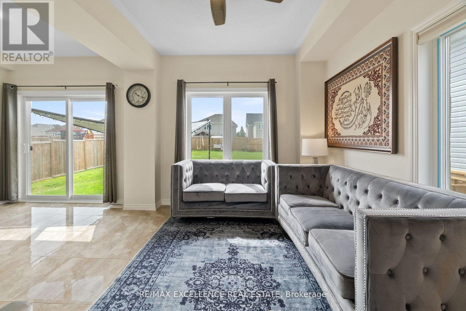 Photo 9 of 40 Todd Crescent, Southgate ON