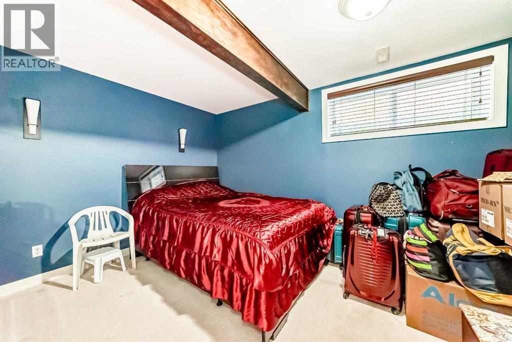 Single Family House for Sale in  Everstone Drive SW Evergreen Calgary 