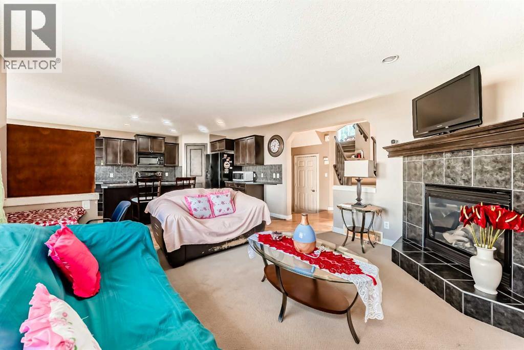 Single Family House for Sale in  Everstone Drive SW Evergreen Calgary 