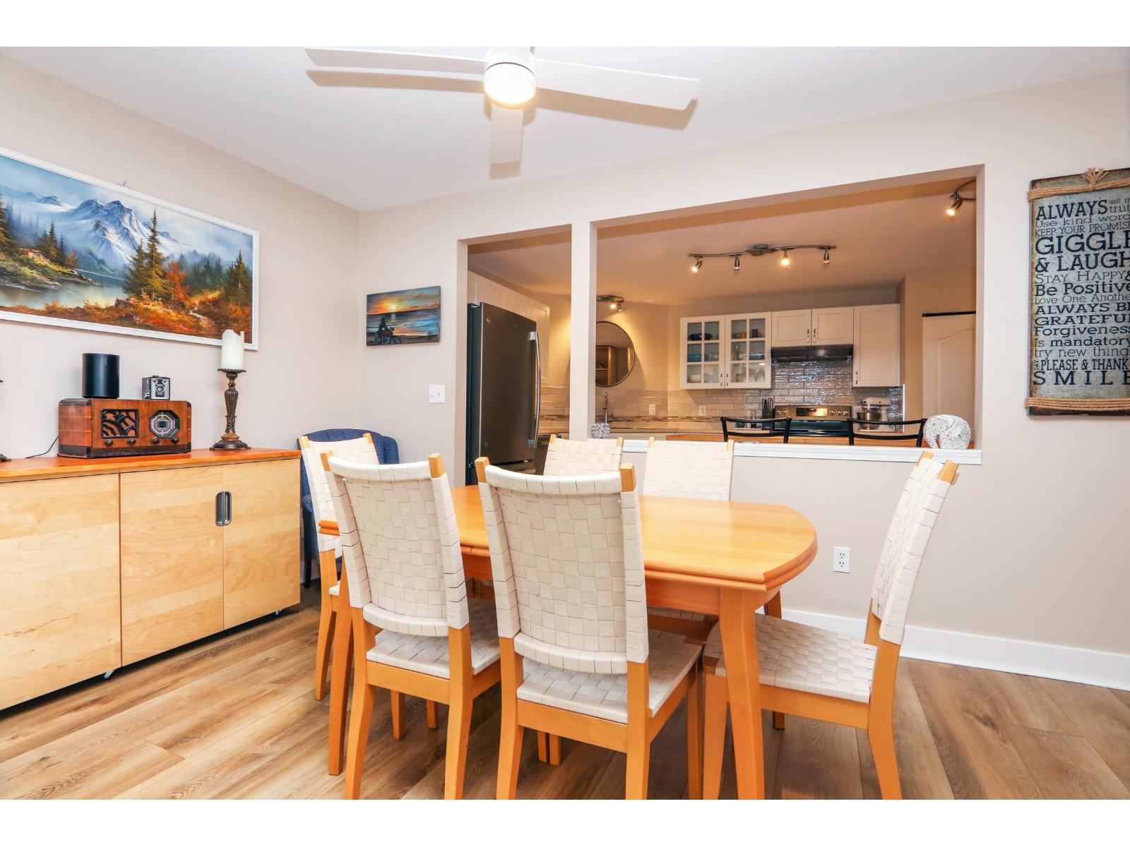 Photo 8 of 208 45660 Knight Road Sardis West Vedder, Chilliwack BC