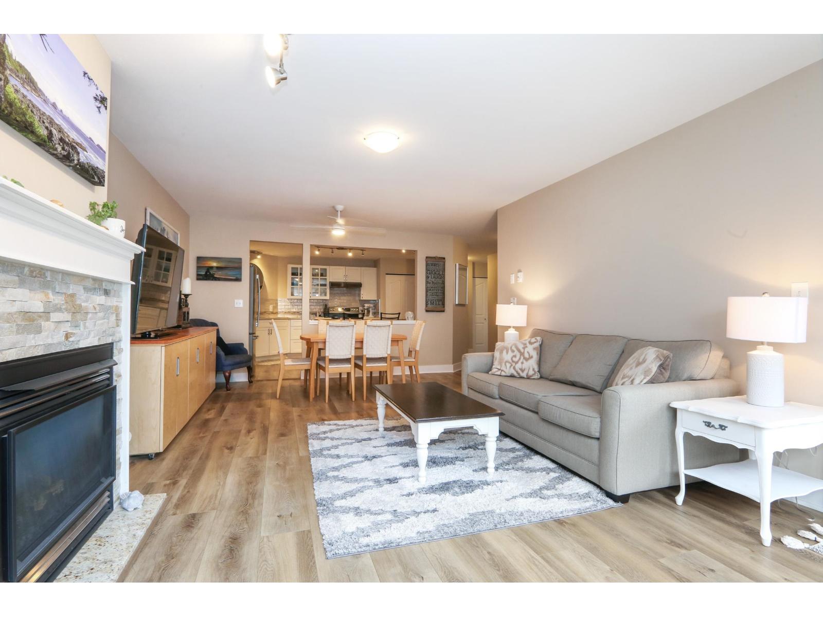Photo 10 of 208 45660 Knight Road Sardis West Vedder, Chilliwack BC