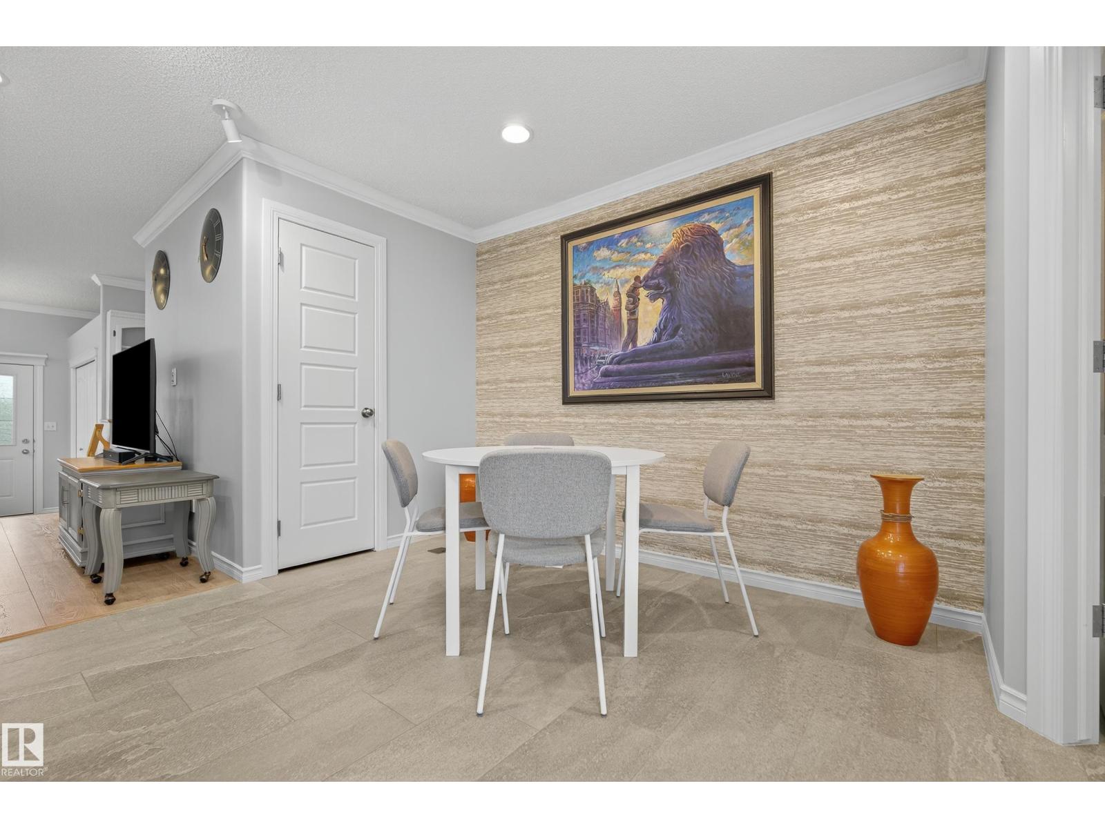 Photo 17 of 8 Chaplin Ln, Sherwood Park AB
