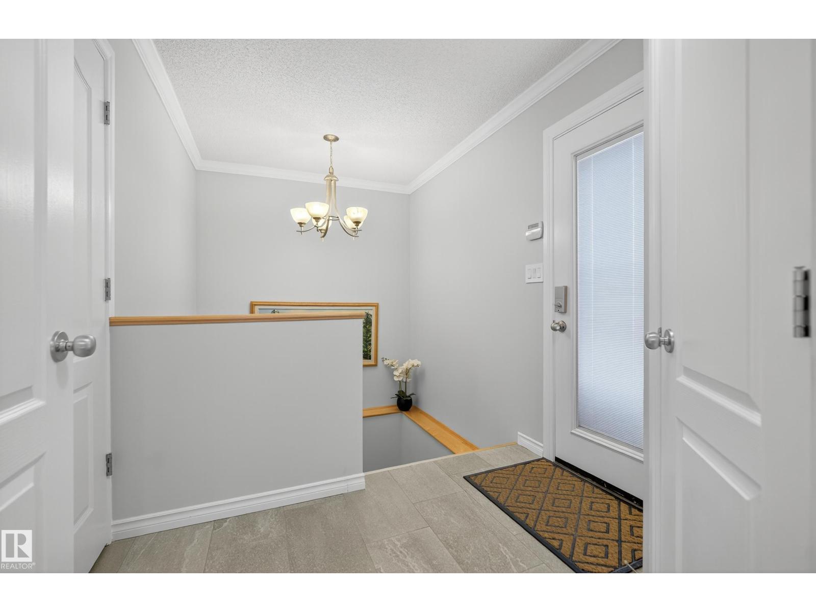 Photo 28 of 8 Chaplin Ln, Sherwood Park AB