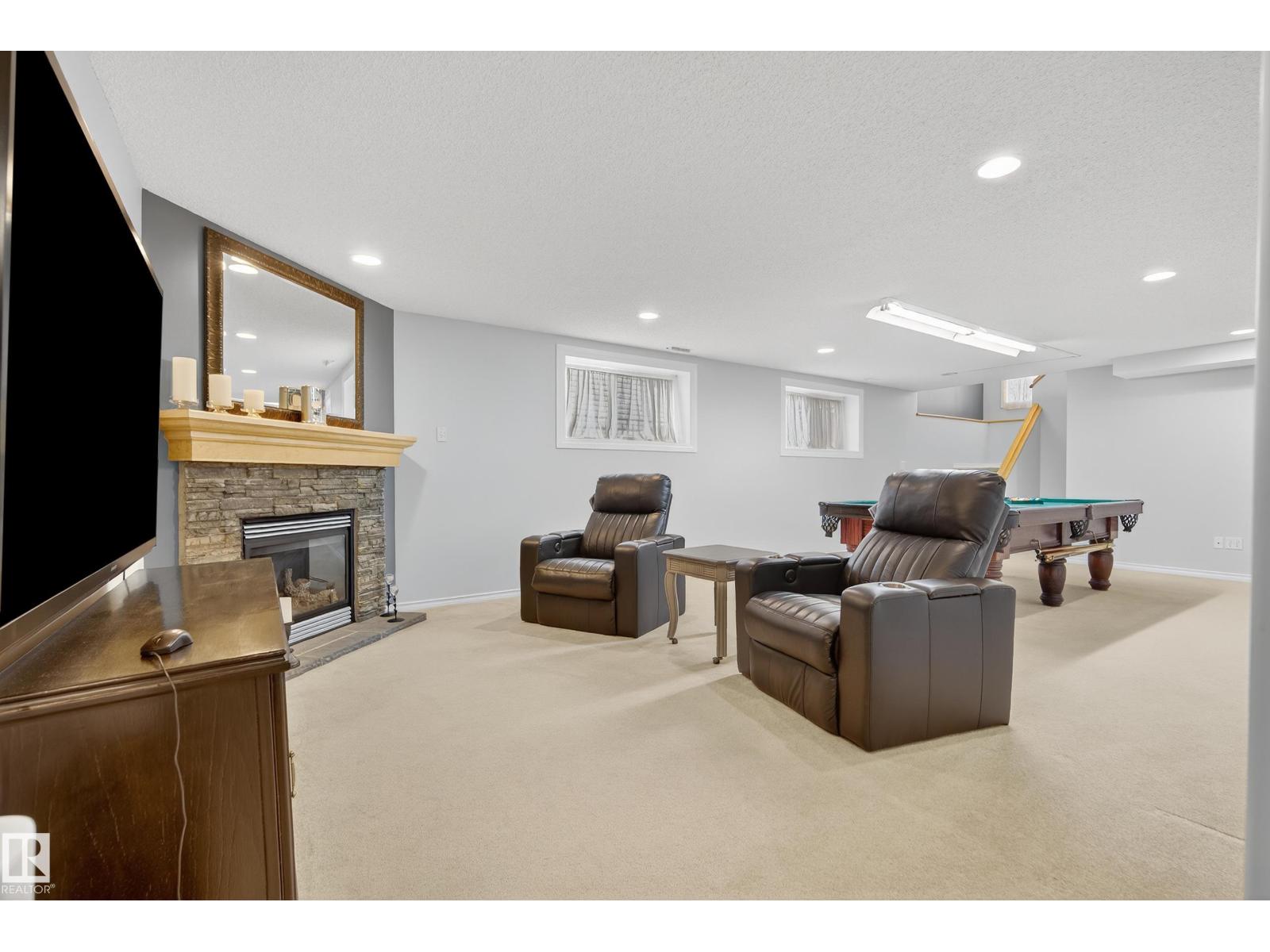Photo 34 of 8 Chaplin Ln, Sherwood Park AB