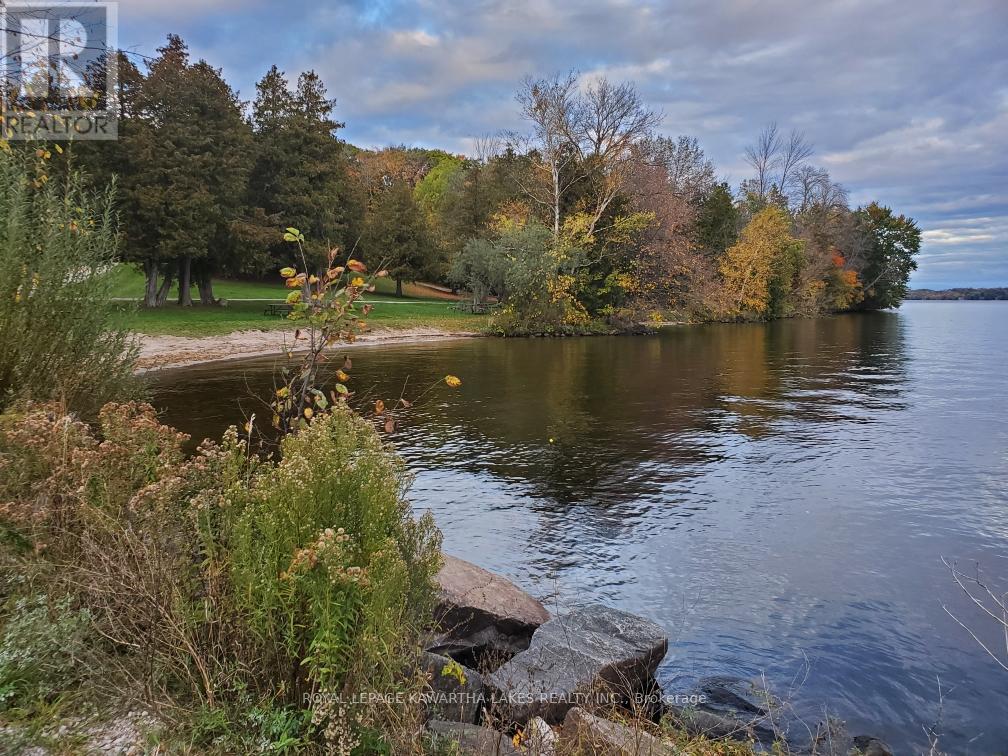 Photo 21 of 85 Thomas Drive, Kawartha Lakes ON
