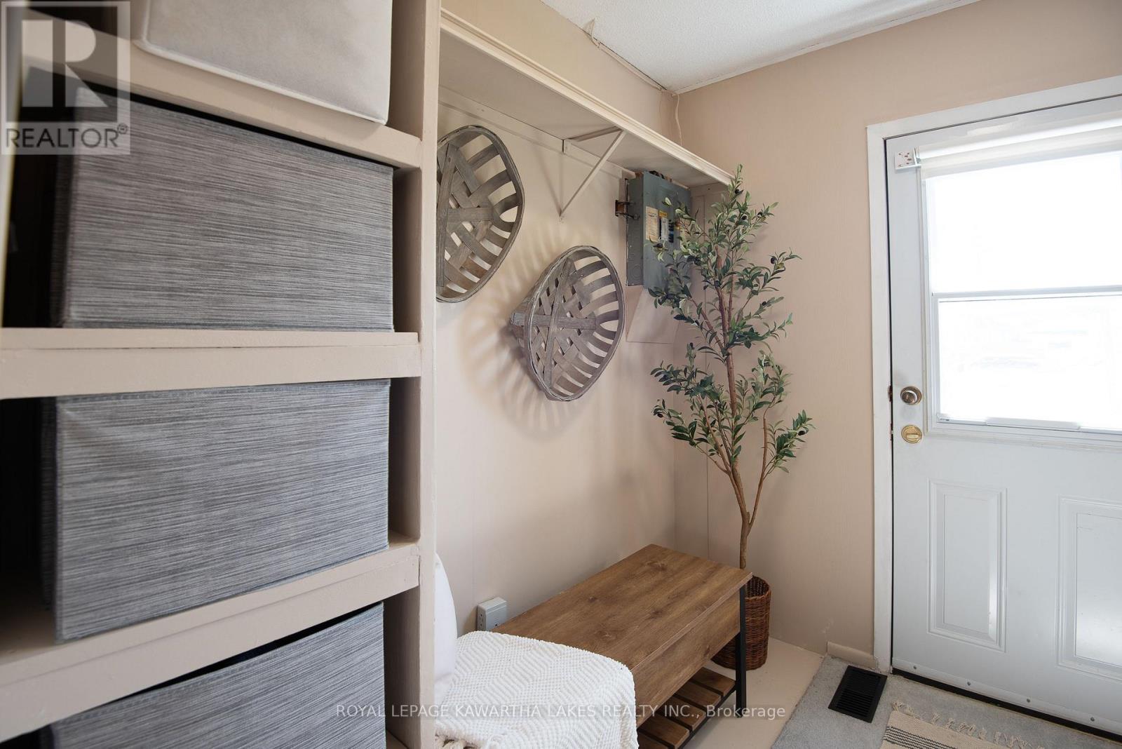 Photo 5 of 85 Thomas Drive, Kawartha Lakes ON