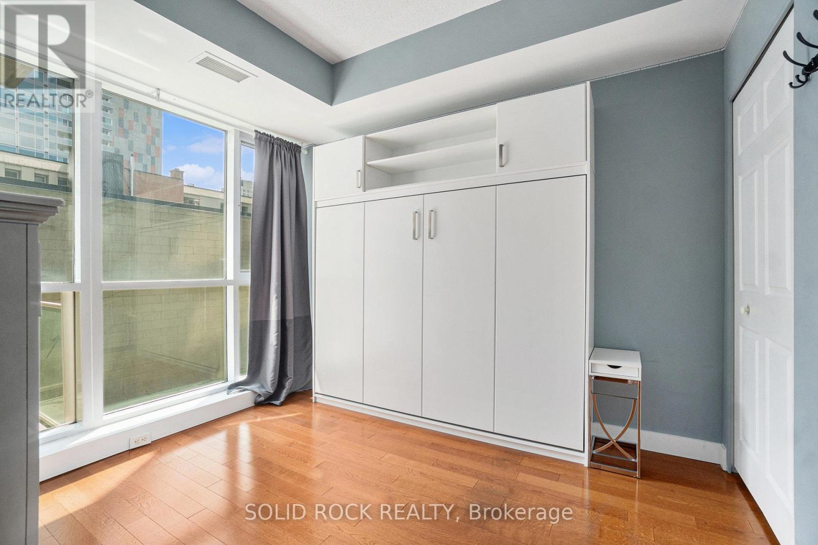 Photo 18 of 202 134 York Street, Ottawa ON