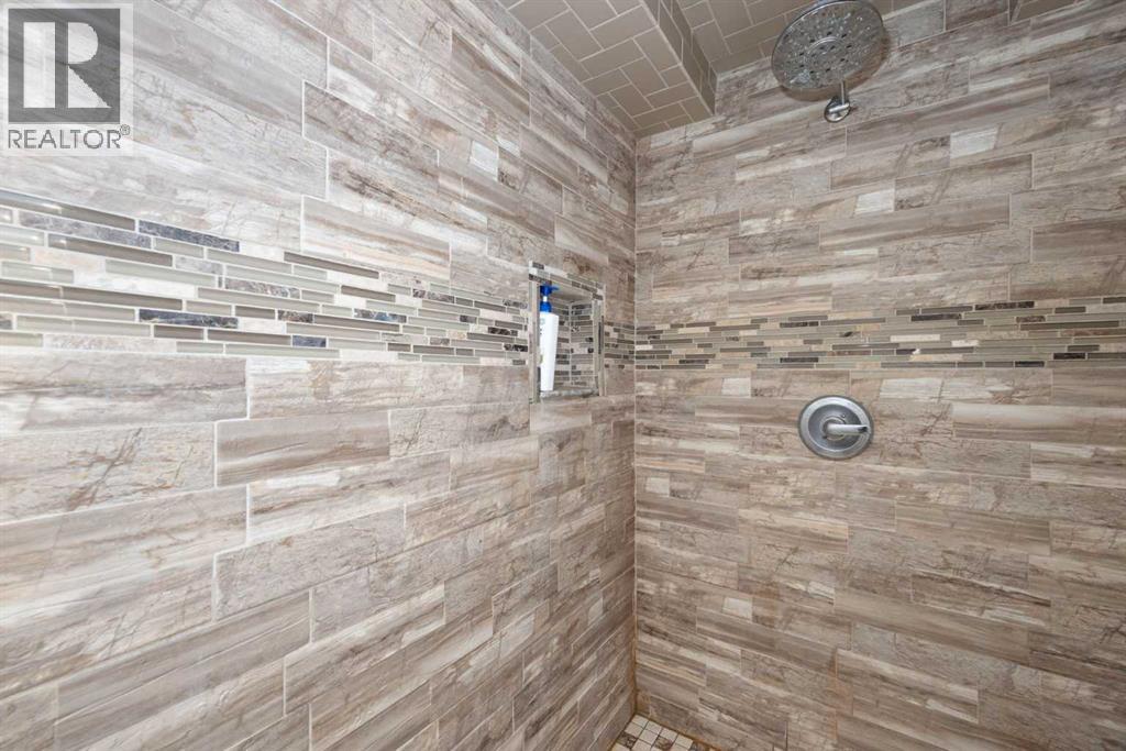 Photo 36 of 108 Romar Street, Fort Mcmurray AB