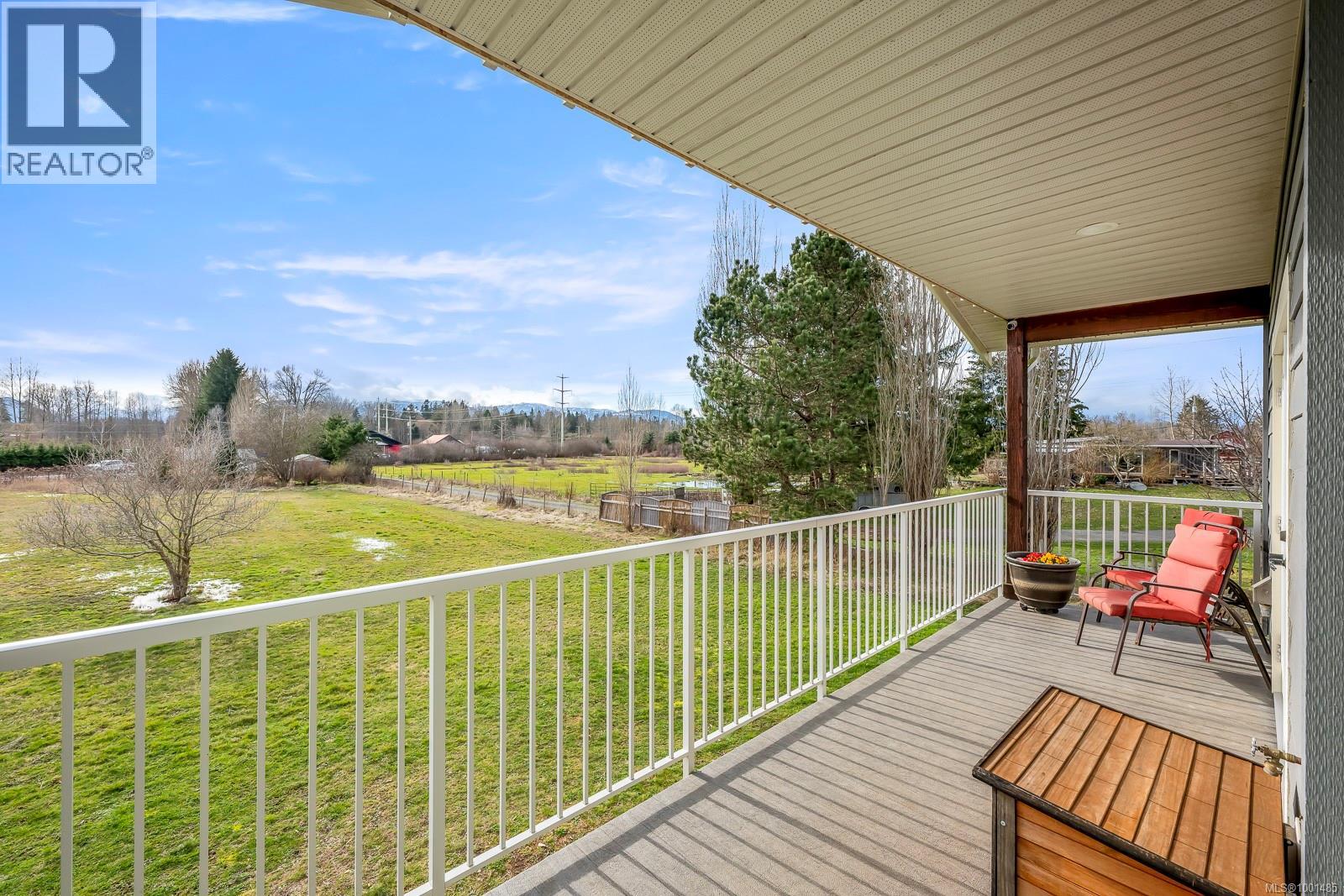 Photo 17 of 4754 Headquarters Rd, Courtenay BC