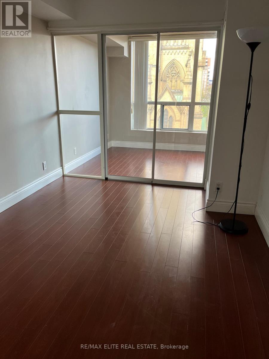 Photo 5 of 612 92 King Street E, Toronto ON
