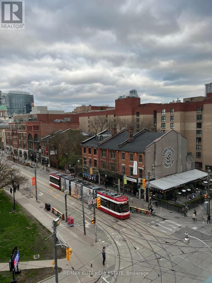 Photo 7 of 612 92 King Street E, Toronto ON