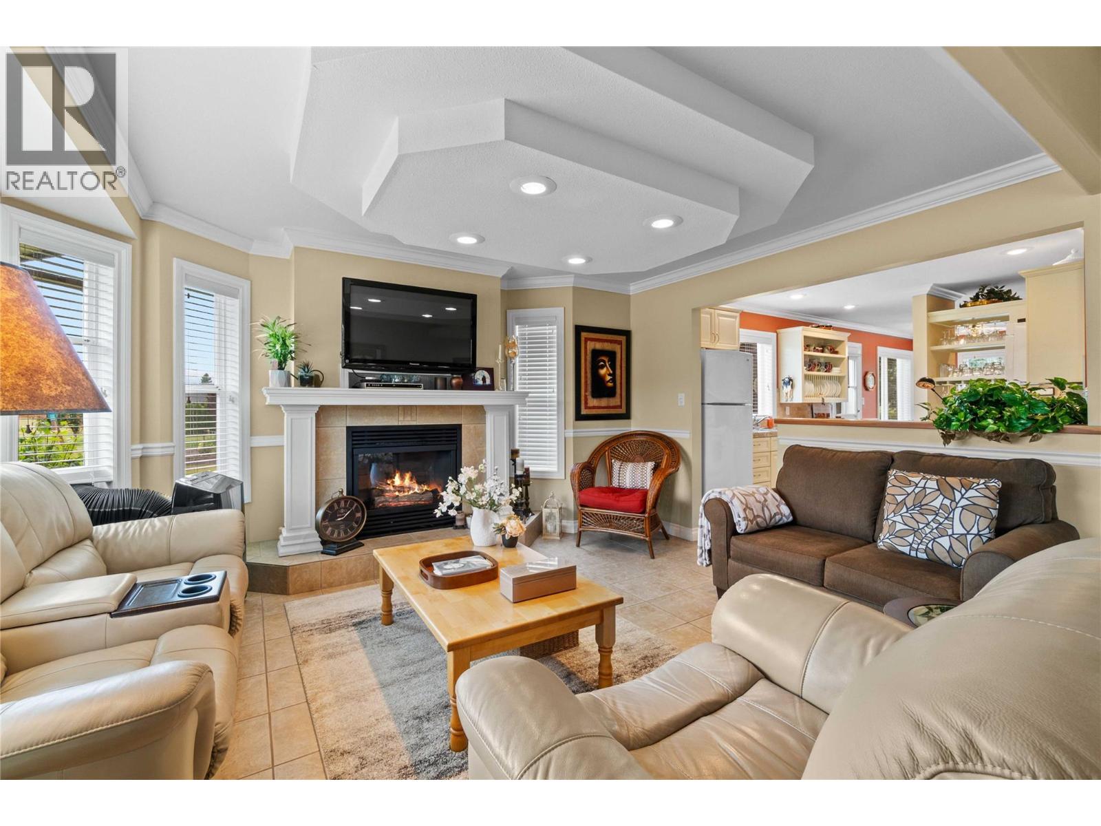 Photo 17 of 2552 Golf View Crescent, Blind Bay BC