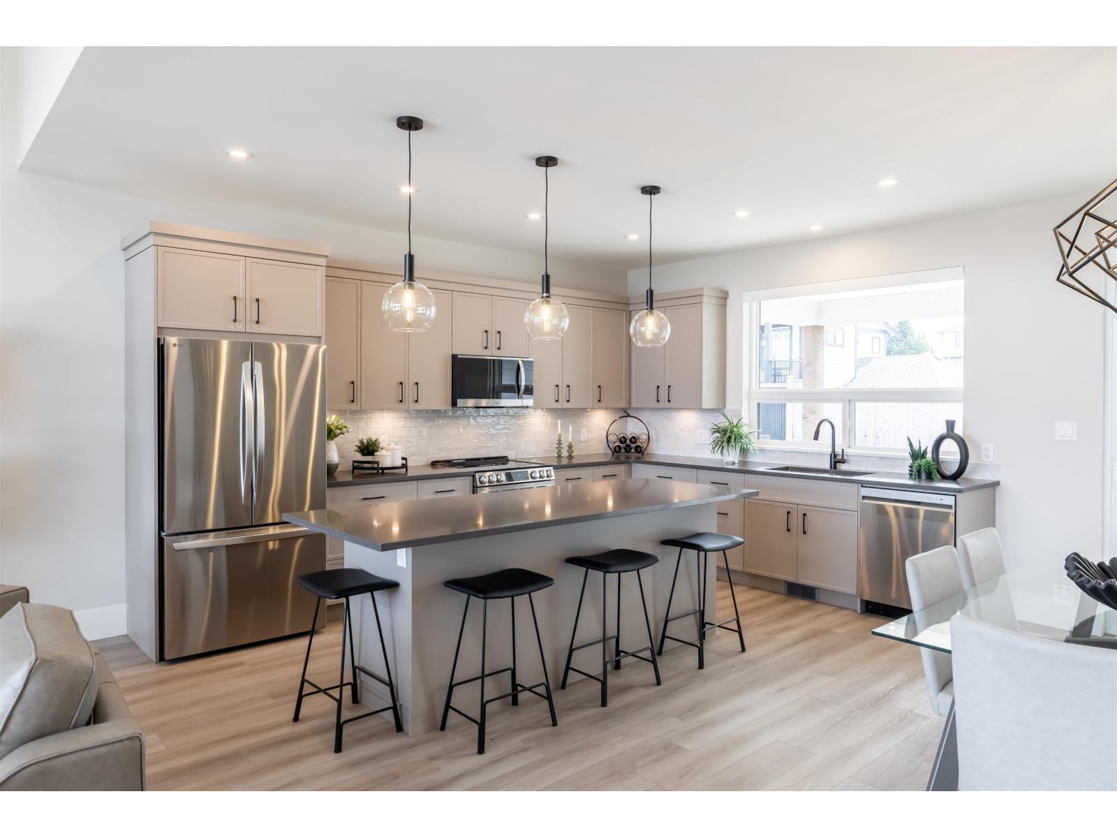 Photo 2 of 47256 Valerie Place Little Mountain, Chilliwack BC
