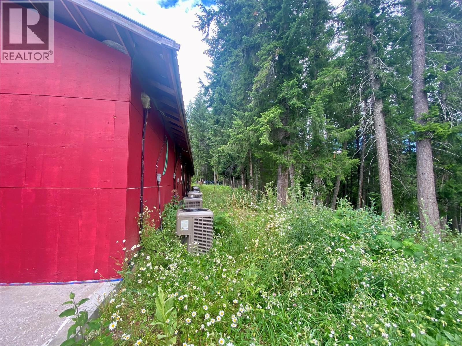 Photo 33 of 6064 Creekside Road, Barriere BC