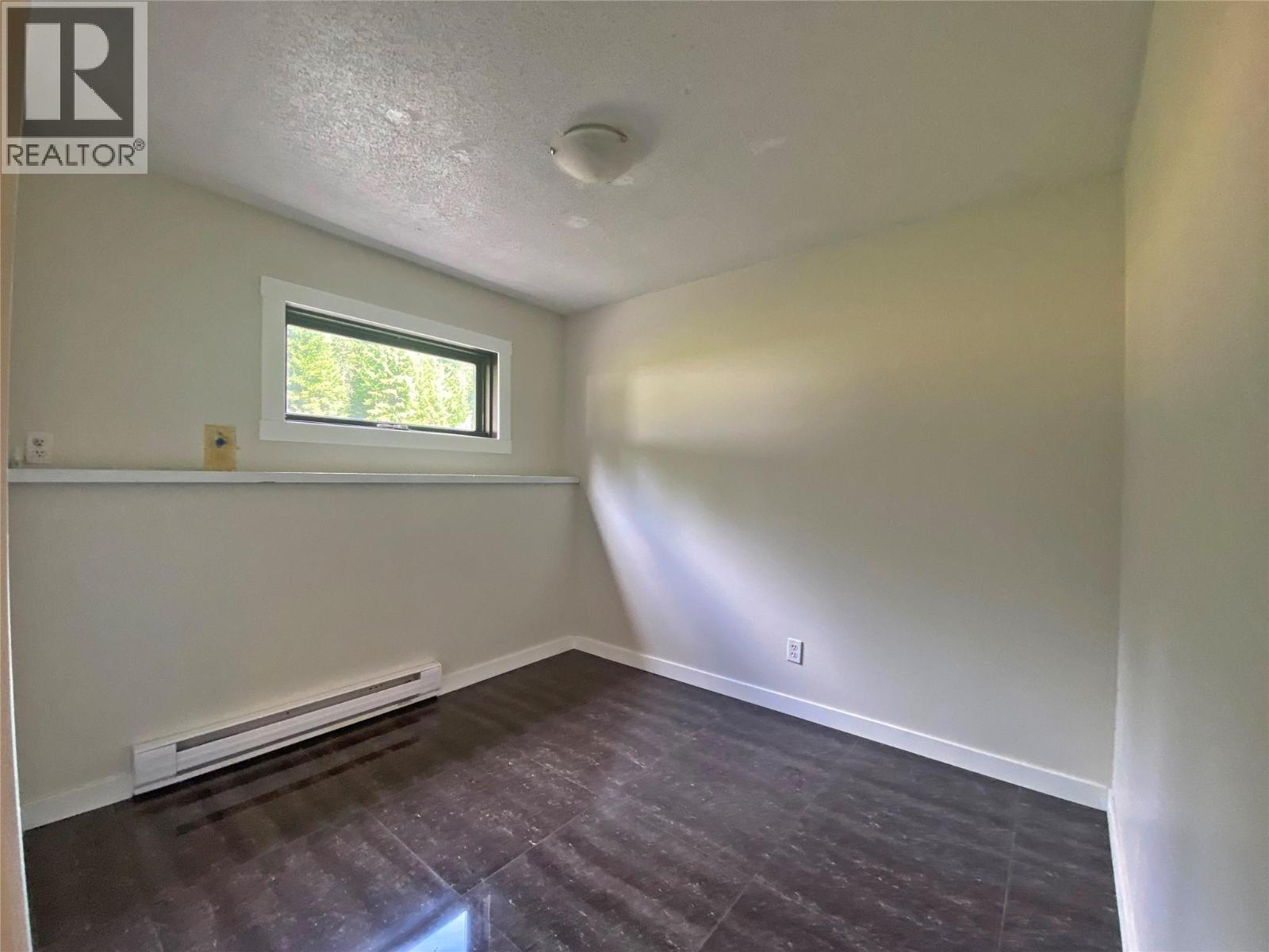 Photo 18 of 6064 Creekside Road, Barriere BC