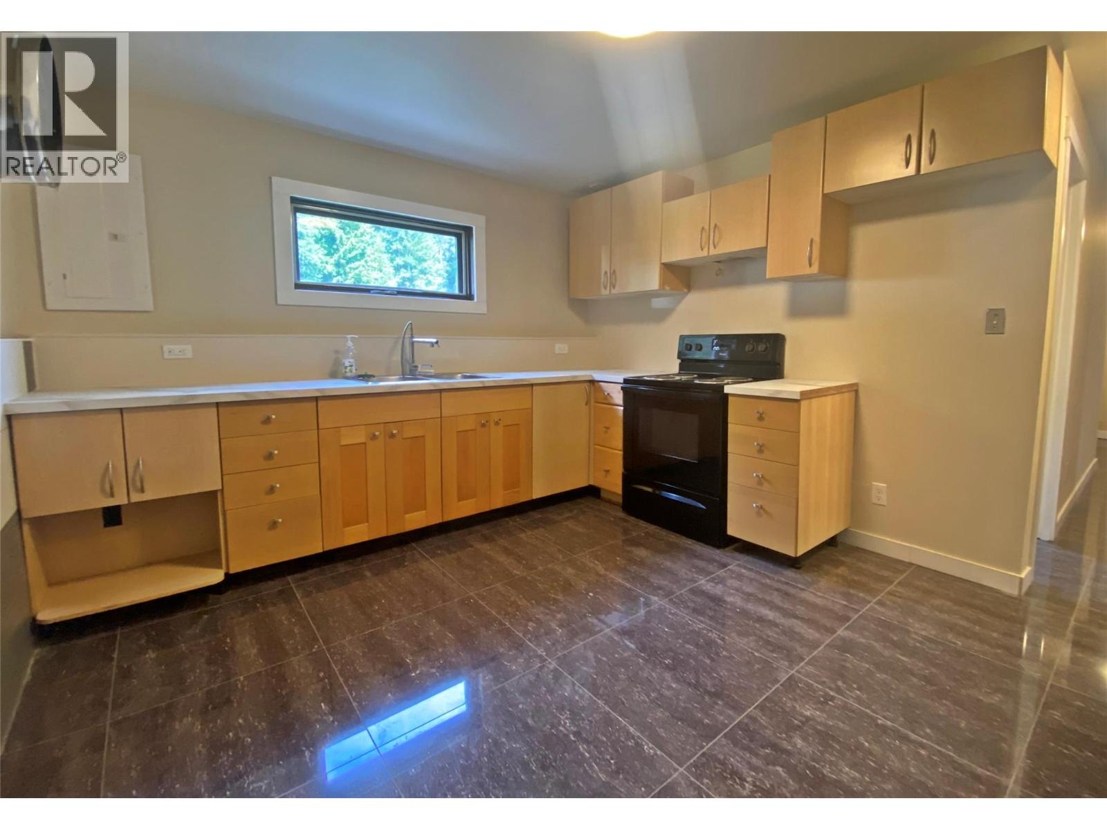 Photo 16 of 6064 Creekside Road, Barriere BC