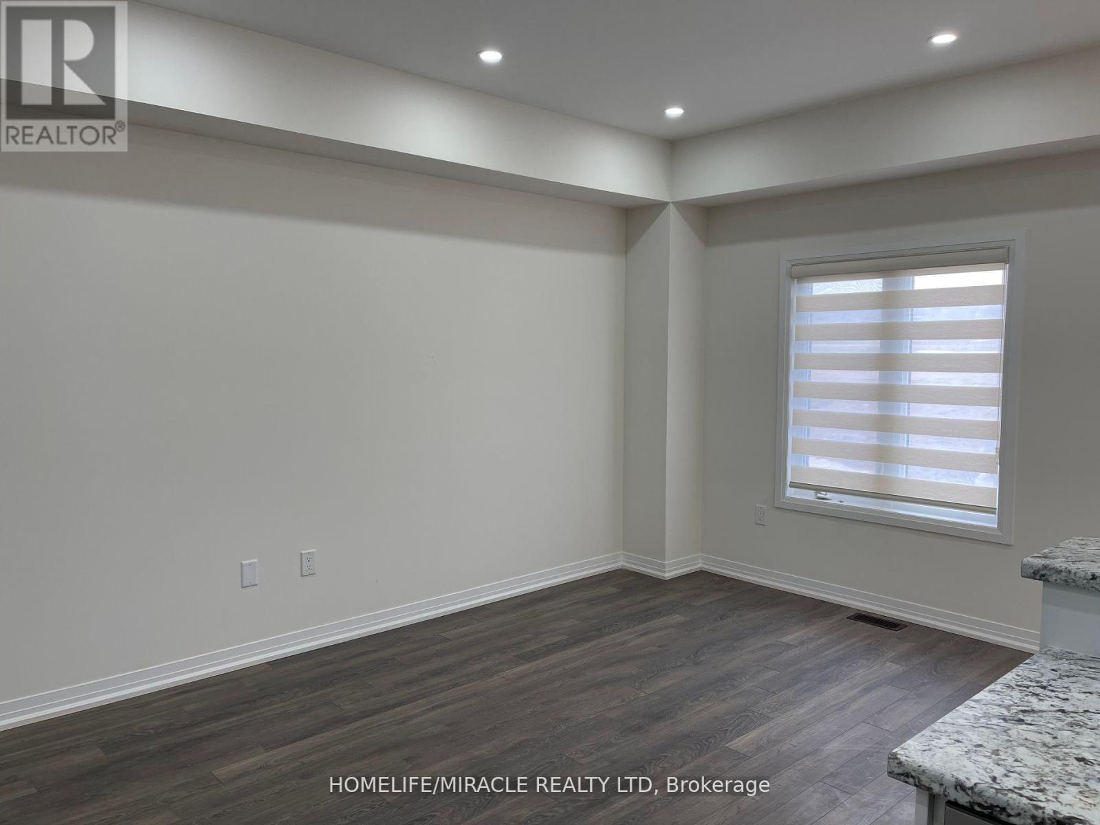 Photo 9 of 27 George Brier Drive W, Brant ON