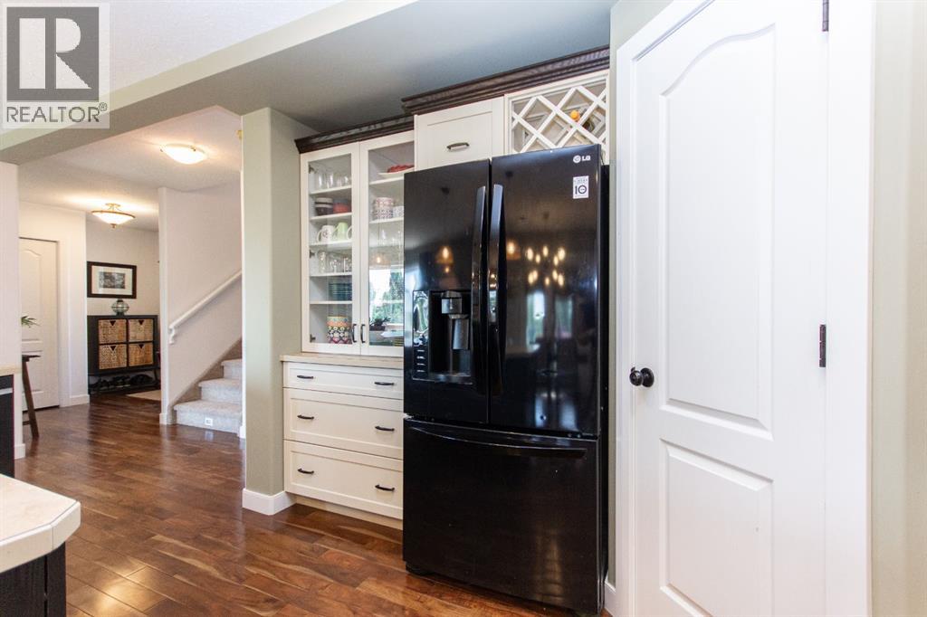 Photo 13 of 152 Iverson Close, Red Deer AB
