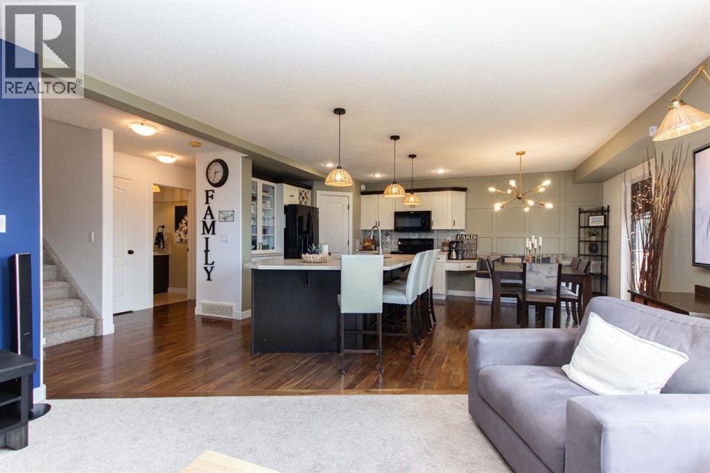 Photo 22 of 152 Iverson Close, Red Deer AB