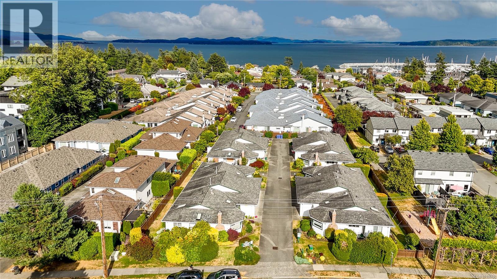 3 10101 Fifth Street, Sidney
