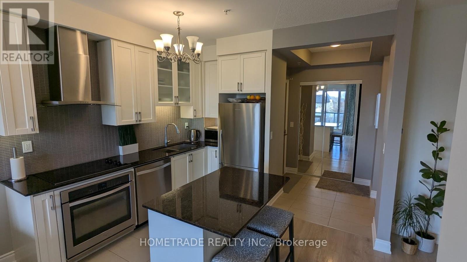 Photo 16 of 201 B 9090 Yonge Street, Richmond Hill ON