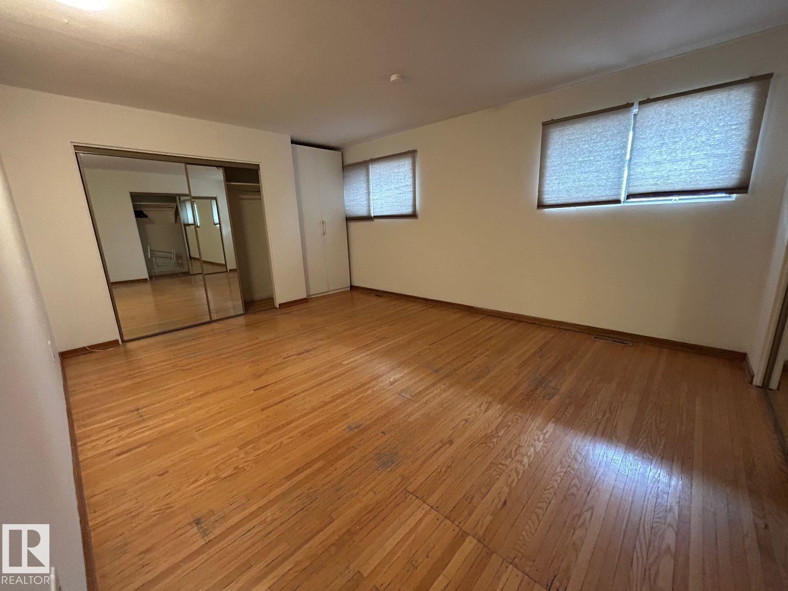 Photo 4 of 14528 87 Av Nw, Edmonton AB