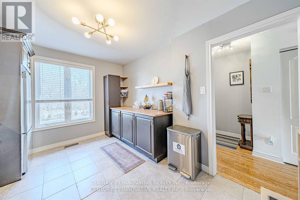 Photo 18 of 1534 Westminster Place, Burlington ON