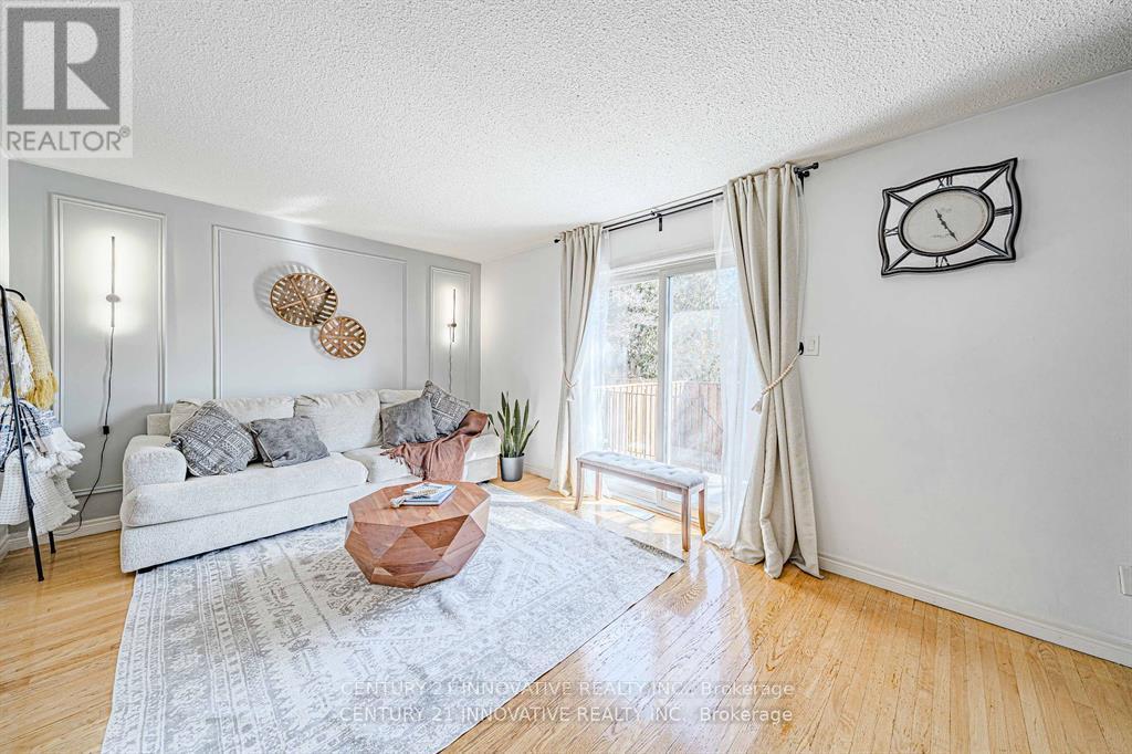 Photo 15 of 1534 Westminster Place, Burlington ON