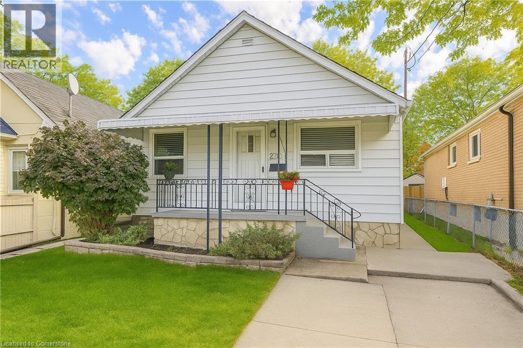 Photo 4 of 378 Waverly Street, Hamilton ON