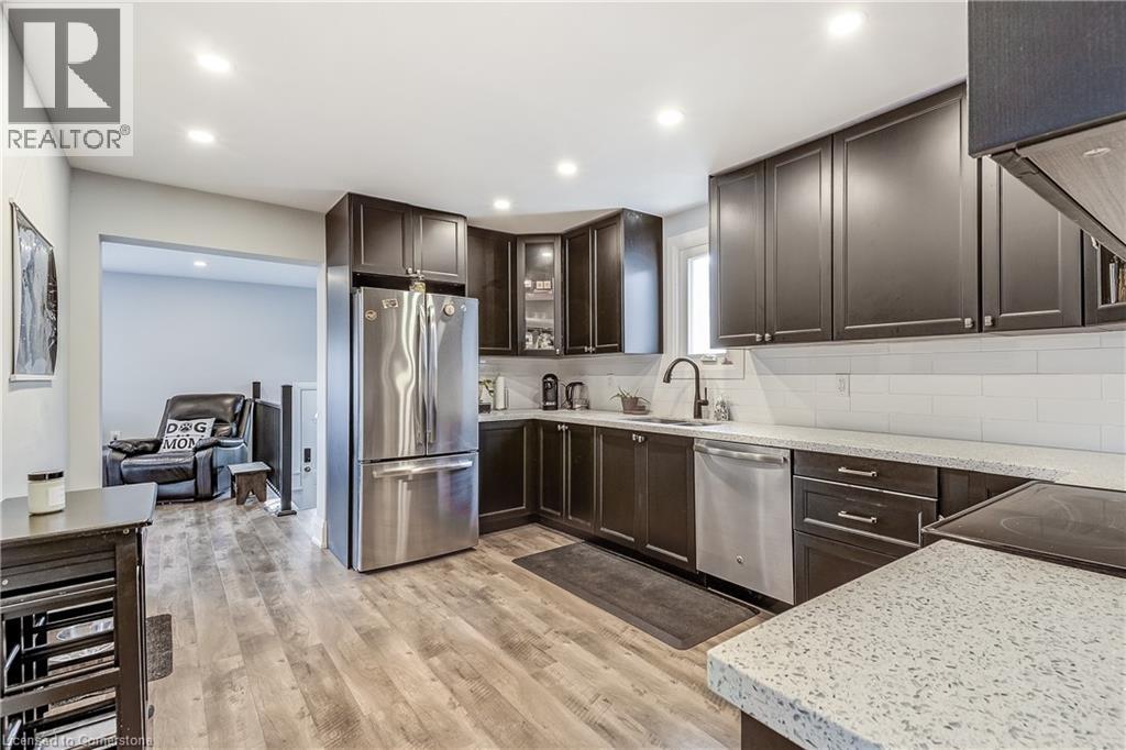 Photo 11 of 378 Waverly Street, Hamilton ON