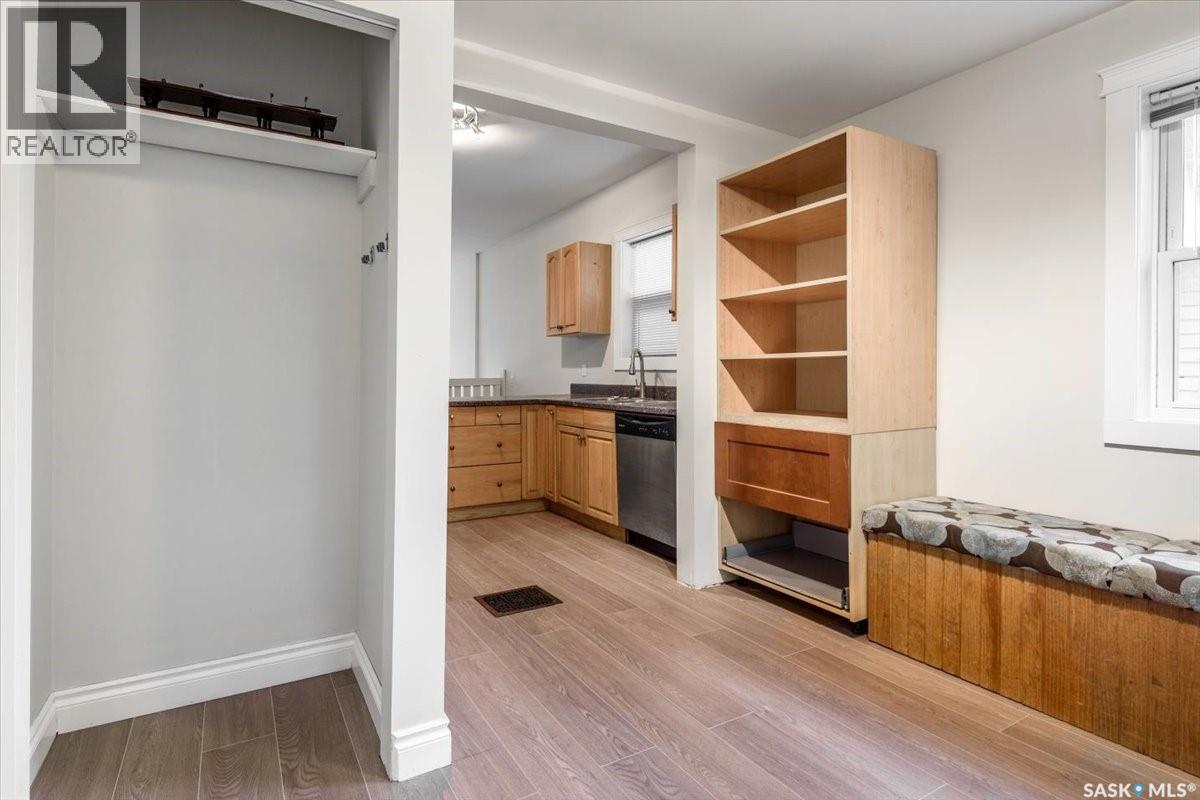 Photo 10 of 2156 Queen Street, Regina SK