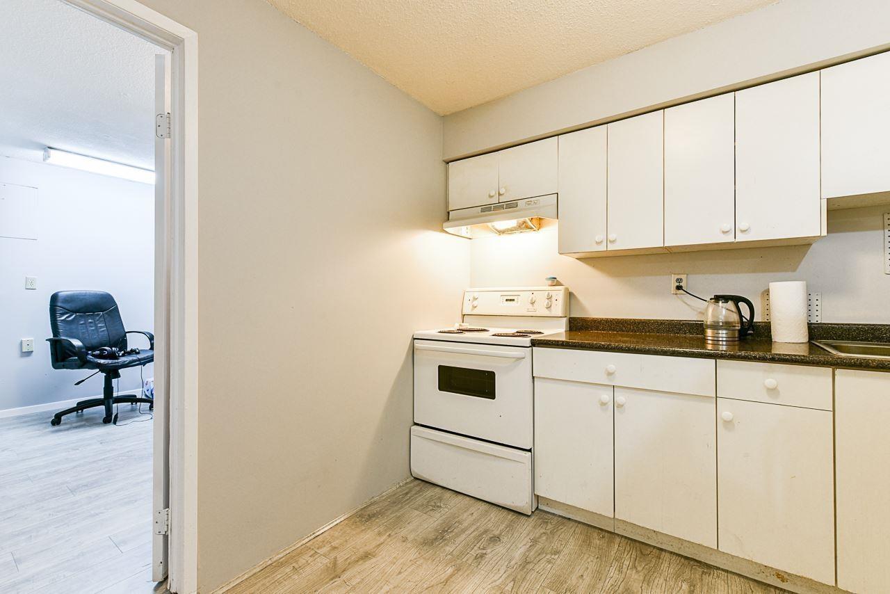 Photo 15 of 11516 Parkwood Place, Delta BC