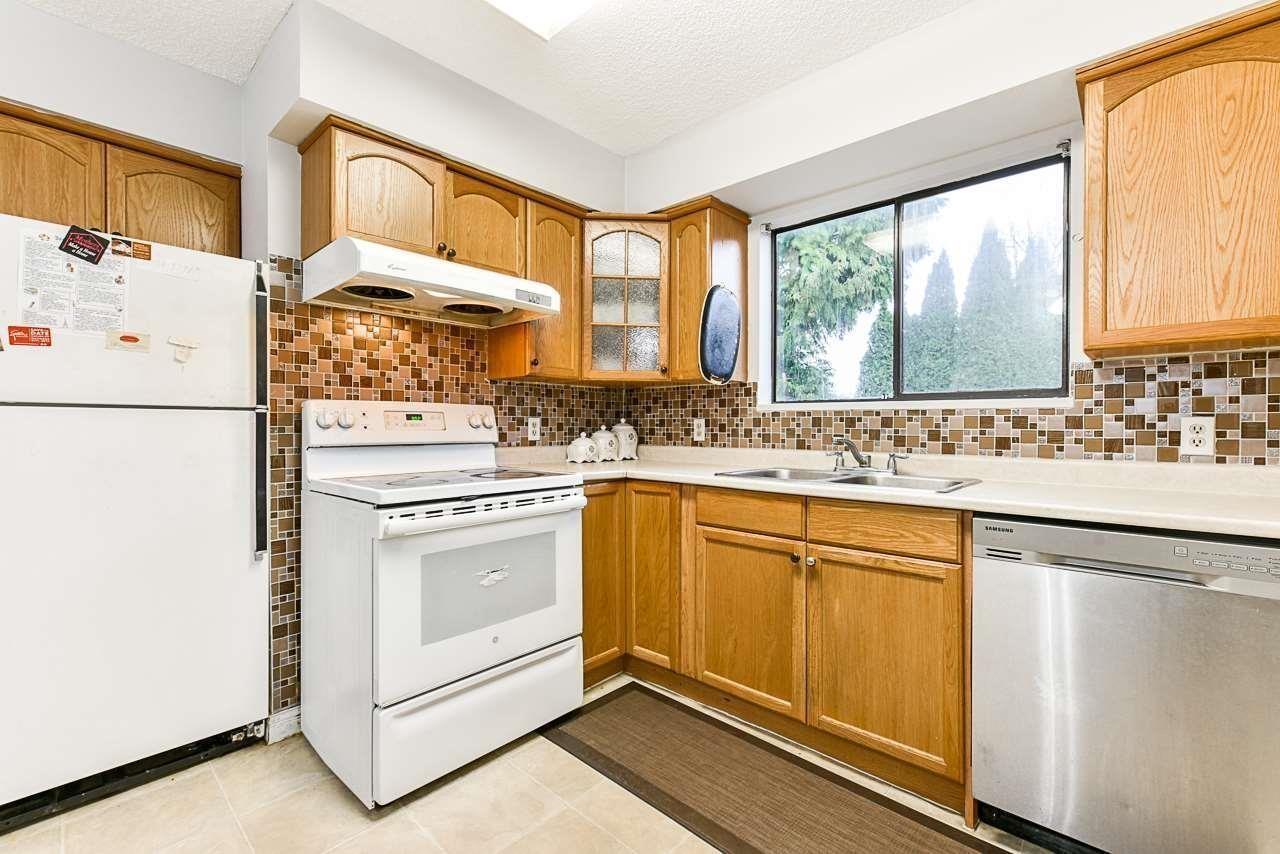 Photo 5 of 11516 Parkwood Place, Delta BC