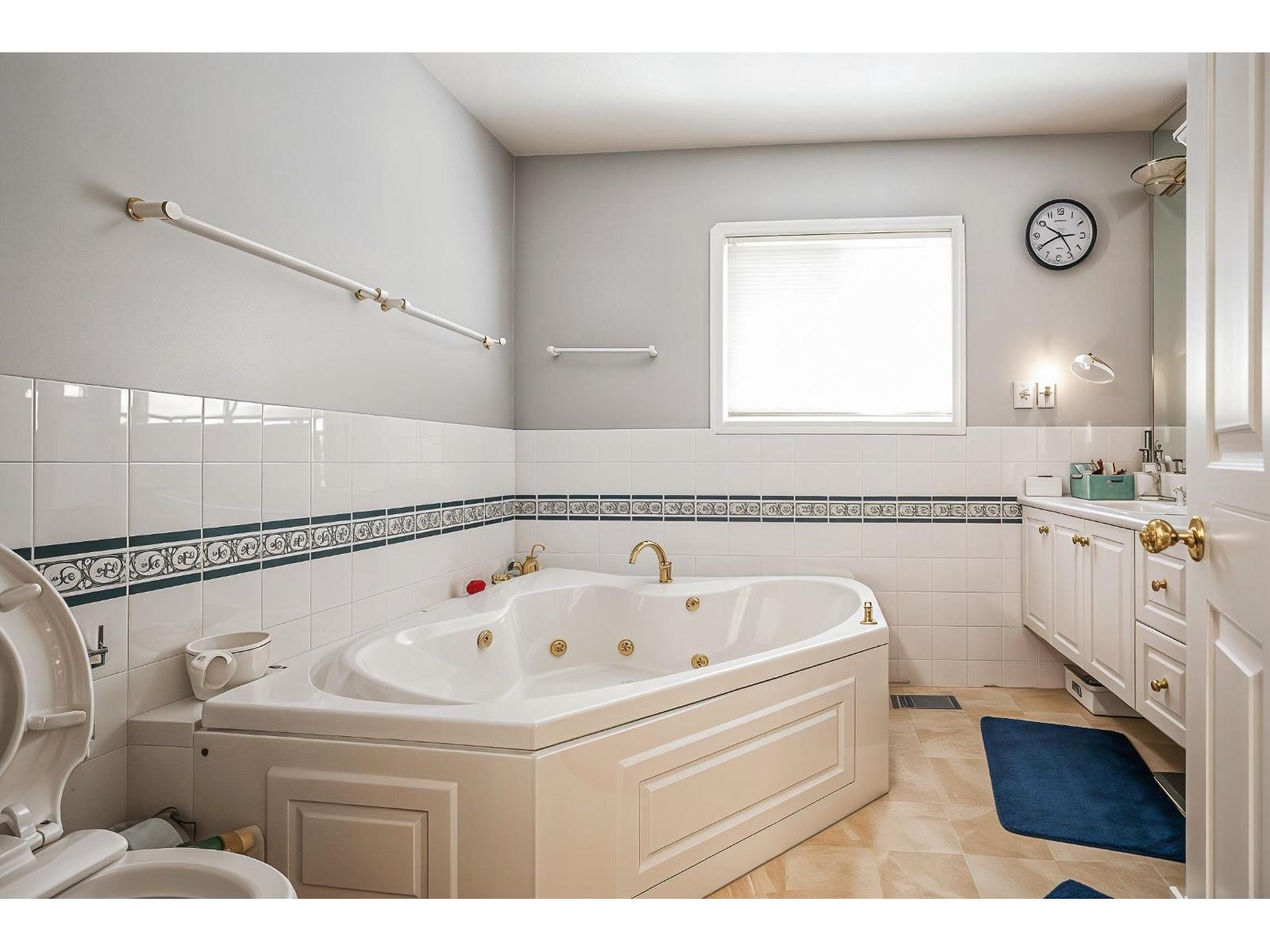 Photo 11 of 2644 140 Street, Surrey BC