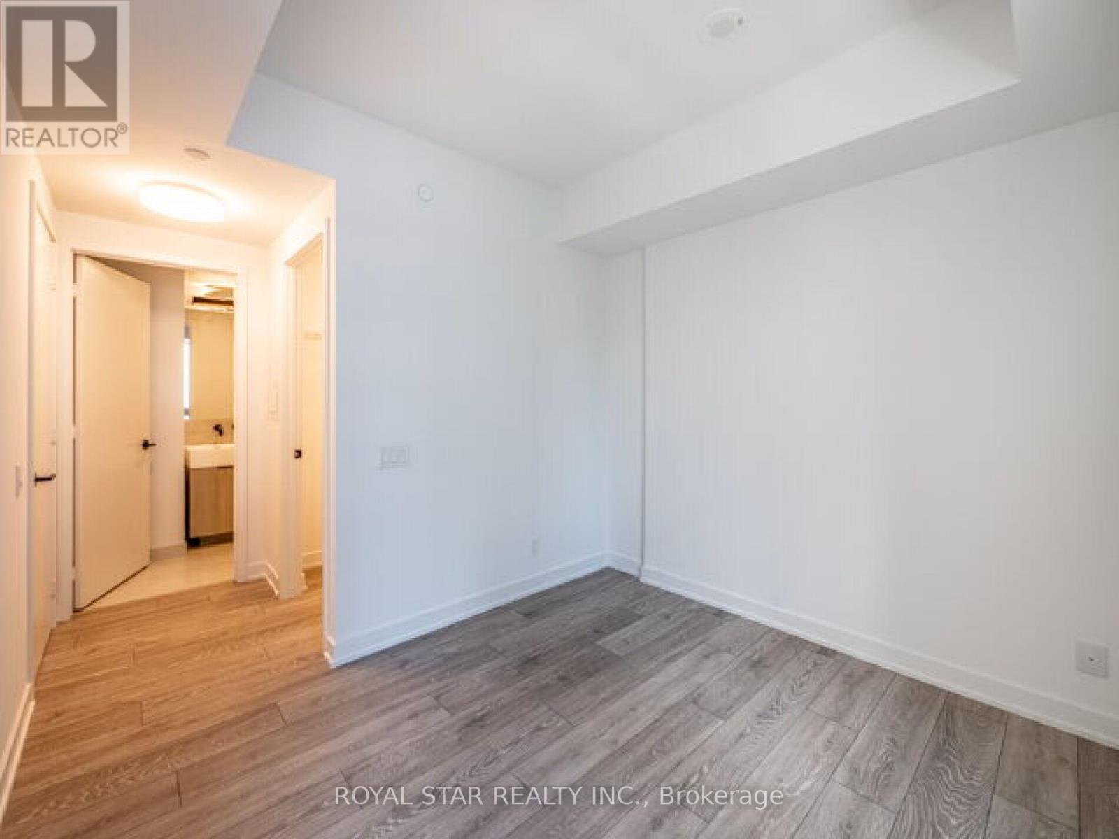 Photo 18 of 1007 108 Peter Street, Toronto ON