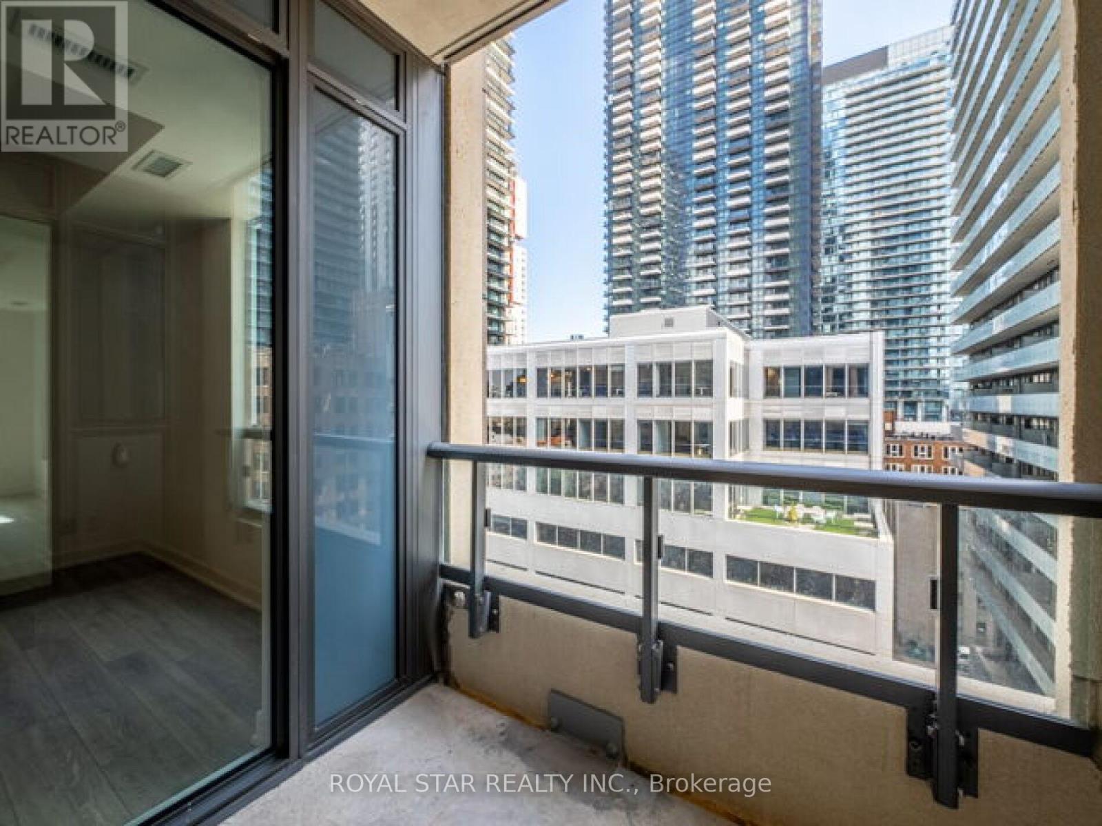Photo 21 of 1007 108 Peter Street, Toronto ON