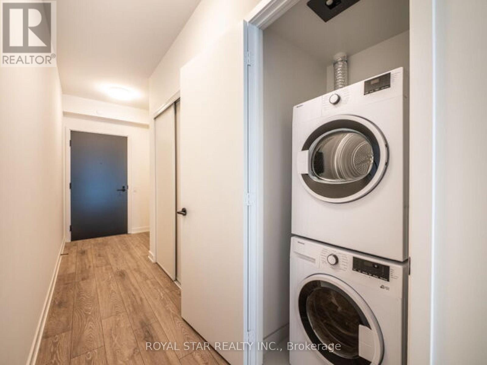 Photo 22 of 1007 108 Peter Street, Toronto ON