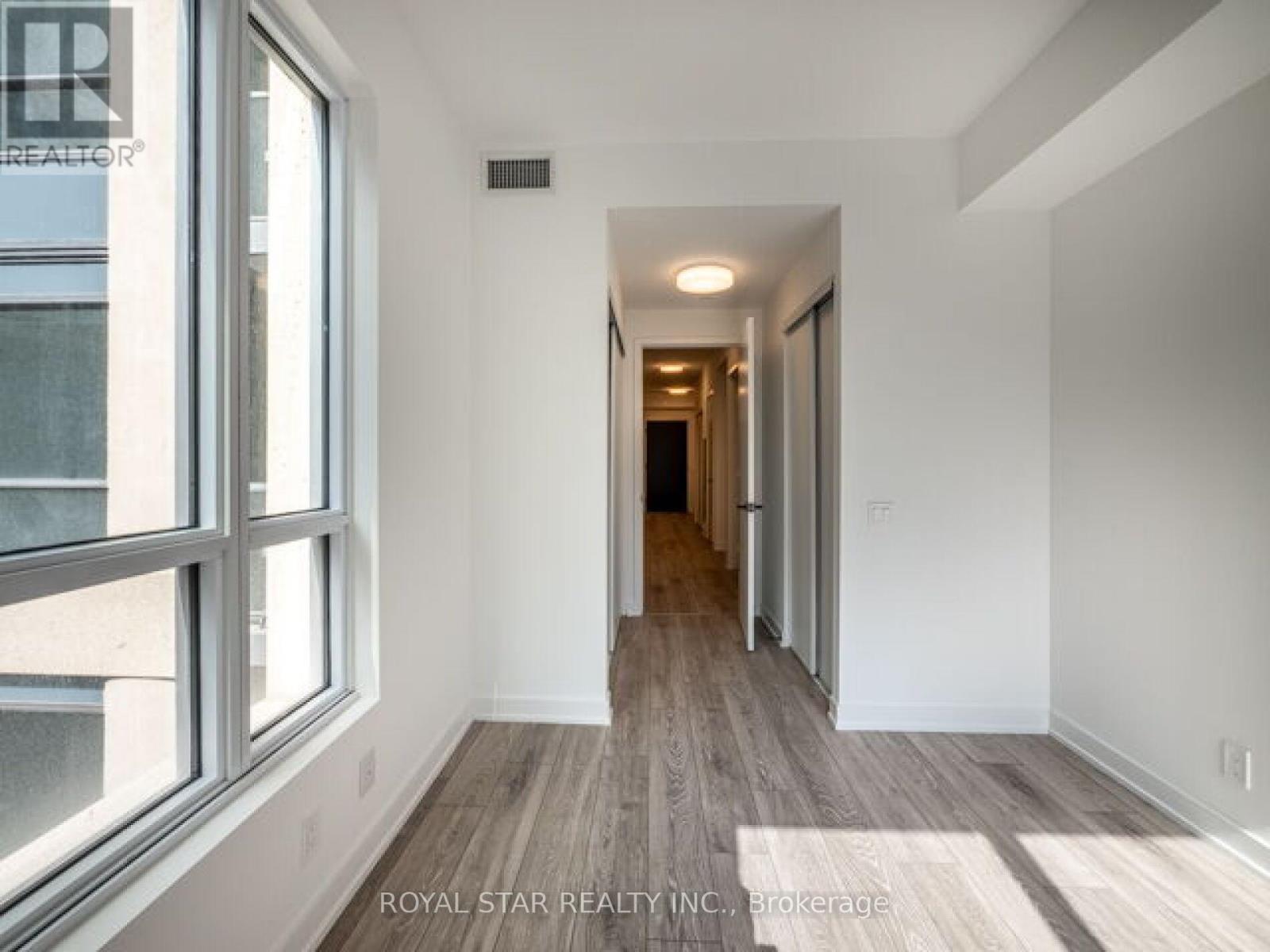 Photo 25 of 1007 108 Peter Street, Toronto ON