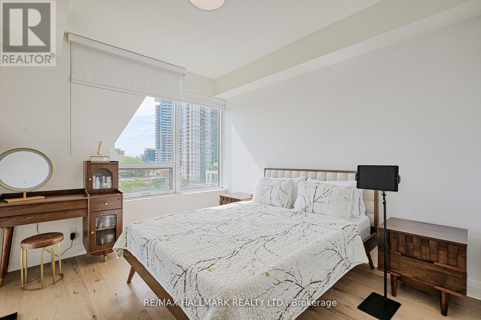 Photo 18 of 601 151 Avenue Road, Toronto ON