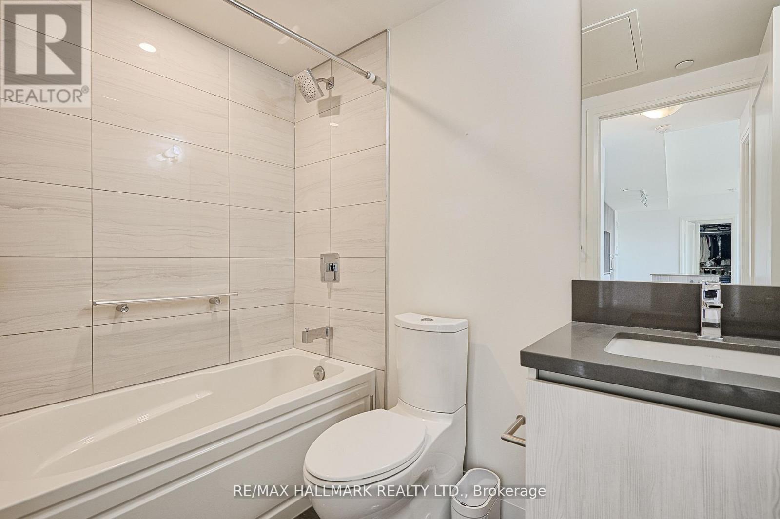 Photo 25 of 601 151 Avenue Road, Toronto ON
