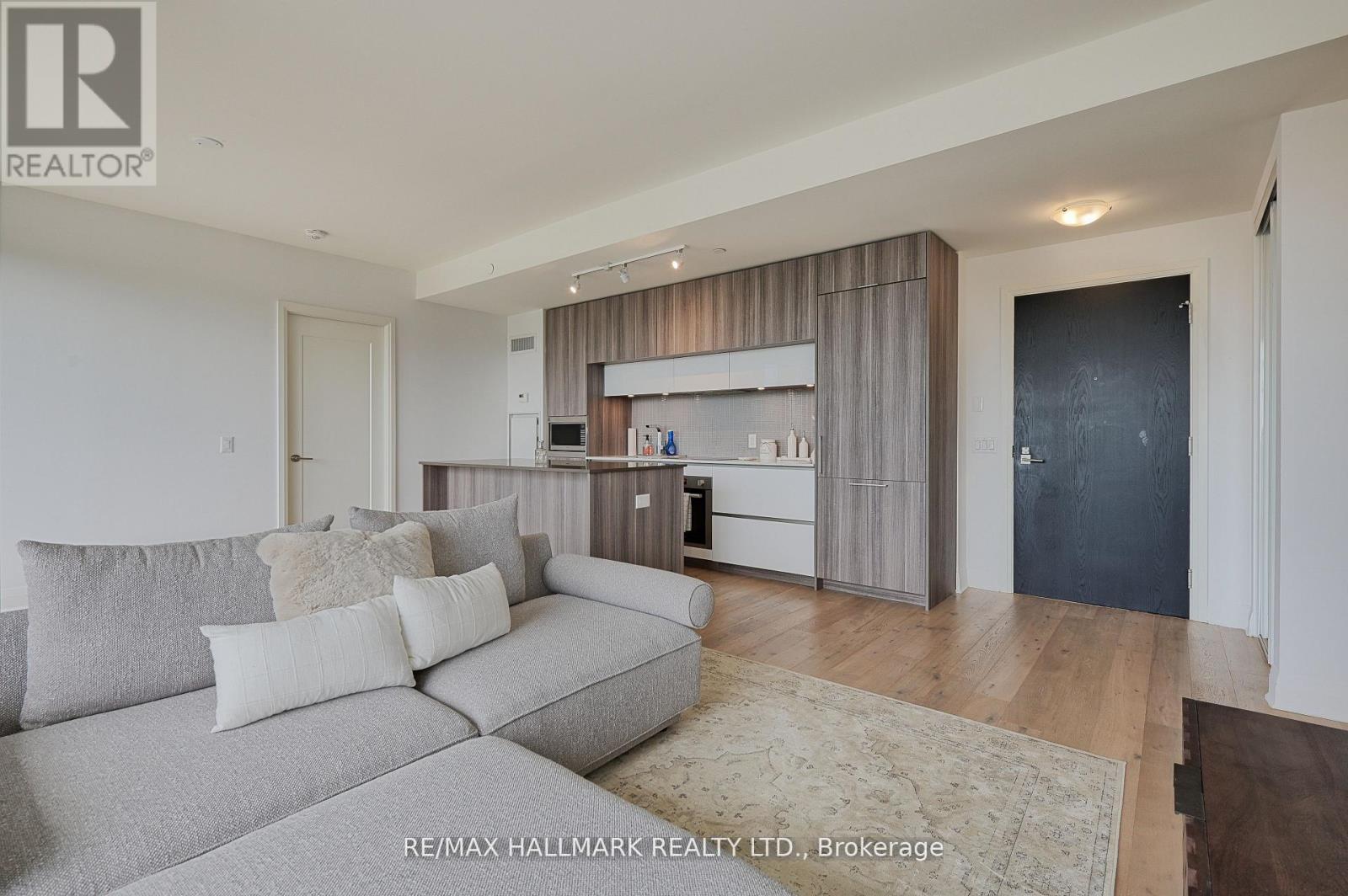 Photo 7 of 601 151 Avenue Road, Toronto ON