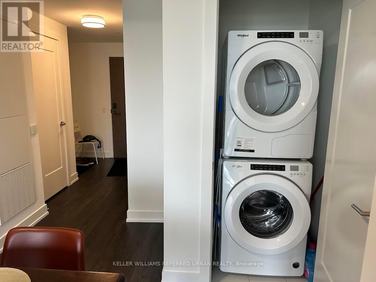 Photo 9 of 1438 20 Inn On The Park Drive, Toronto ON