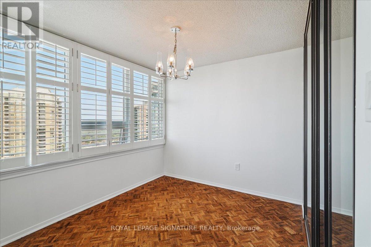 Photo 17 of 2404 55 Skymark Drive, Toronto ON