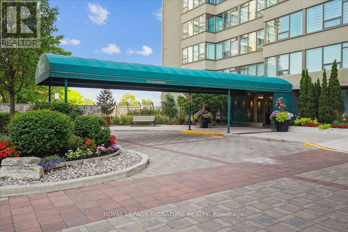 Photo 2 of 2404 55 Skymark Drive, Toronto ON