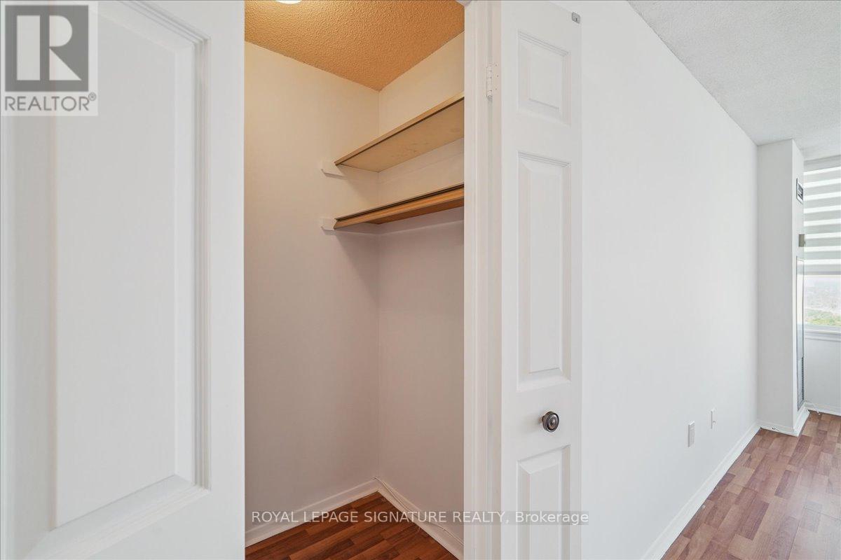 Photo 26 of 2404 55 Skymark Drive, Toronto ON