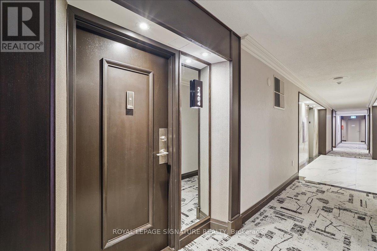 Photo 5 of 2404 55 Skymark Drive, Toronto ON