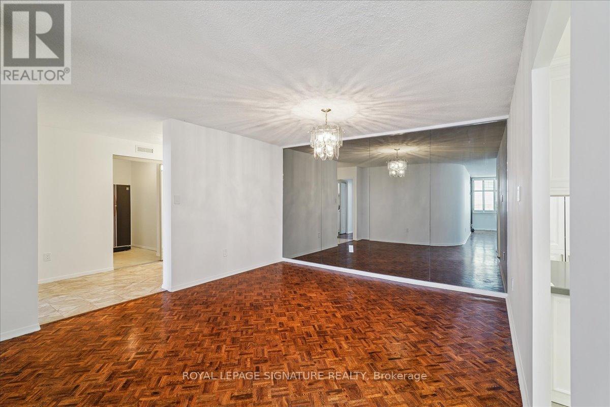 Photo 7 of 2404 55 Skymark Drive, Toronto ON